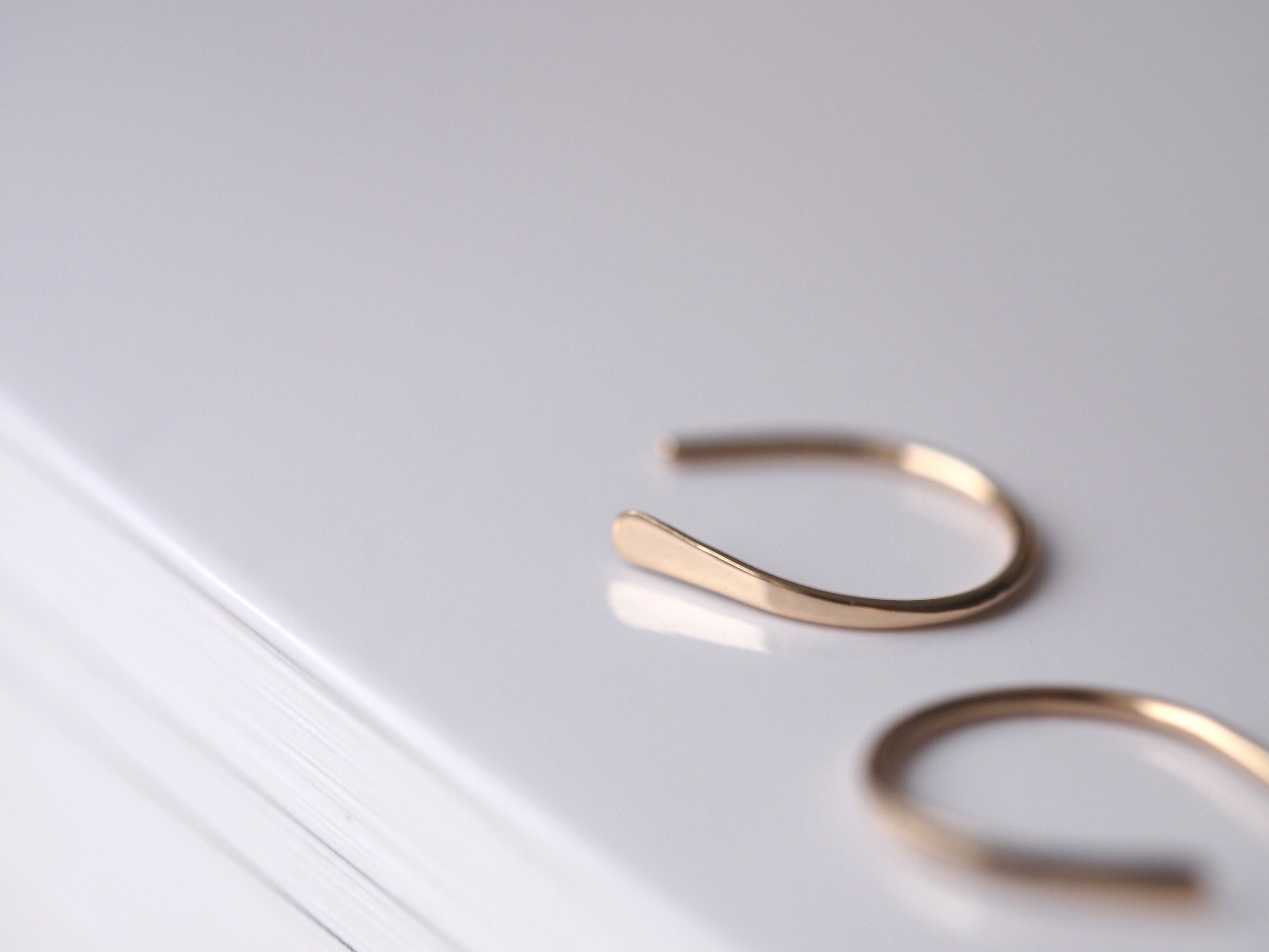 送料無料 【14kgf / silver935】ホースシューフープピアス / S / 馬蹄