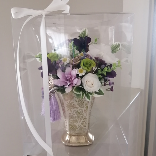 プリザーブドフラワー仏花　お供えの花　花器付　豪華な一対　胡蝶蘭 豪華なお供え花B クチナシ 胡蝶蘭 仏花 仏壇 プリザーブド