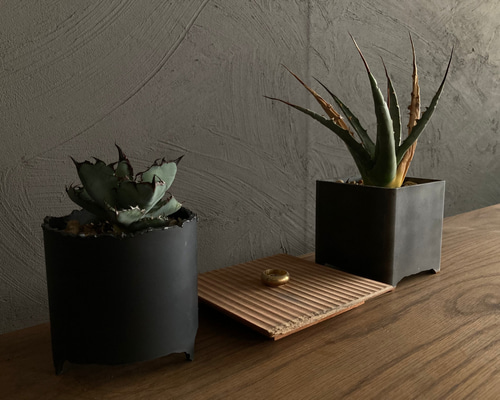 英国アイアン植木鉢ビンテージ 鋳鉄製 英国アイアン植木鉢ビンテージ 鋳鉄製 a5b9b4e76e31236e7166dddbf4b3bd