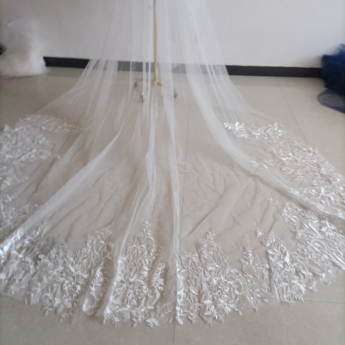 ベールダウン可能 揺れる草花ロングベール 繊細レース 全長3.5m 花嫁  