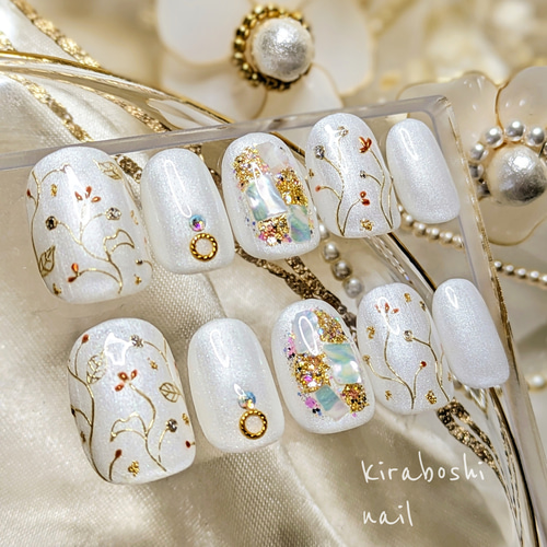 ゴールド刺繍風ネイル♡ドレス・白無垢に♡【注文時サイズ必須です  