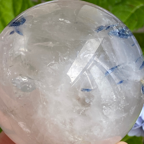 激レア】天然石カイヤナイトinクォーツ 特大スフィア