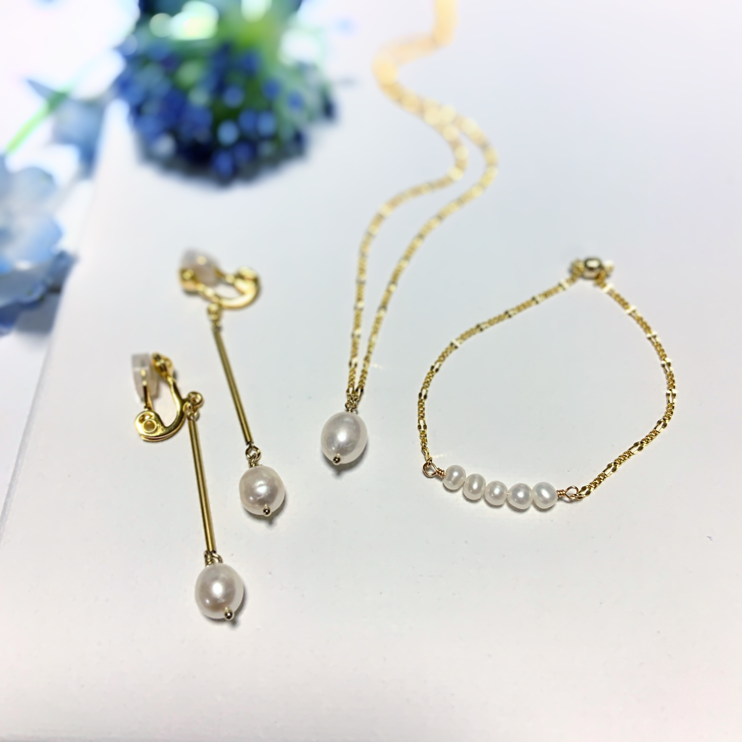【受注制作】淡水プチネックレス/イヤリング(ピアス)/ブレスレットの3点セット/ゴールドカラー/シルバーカラー