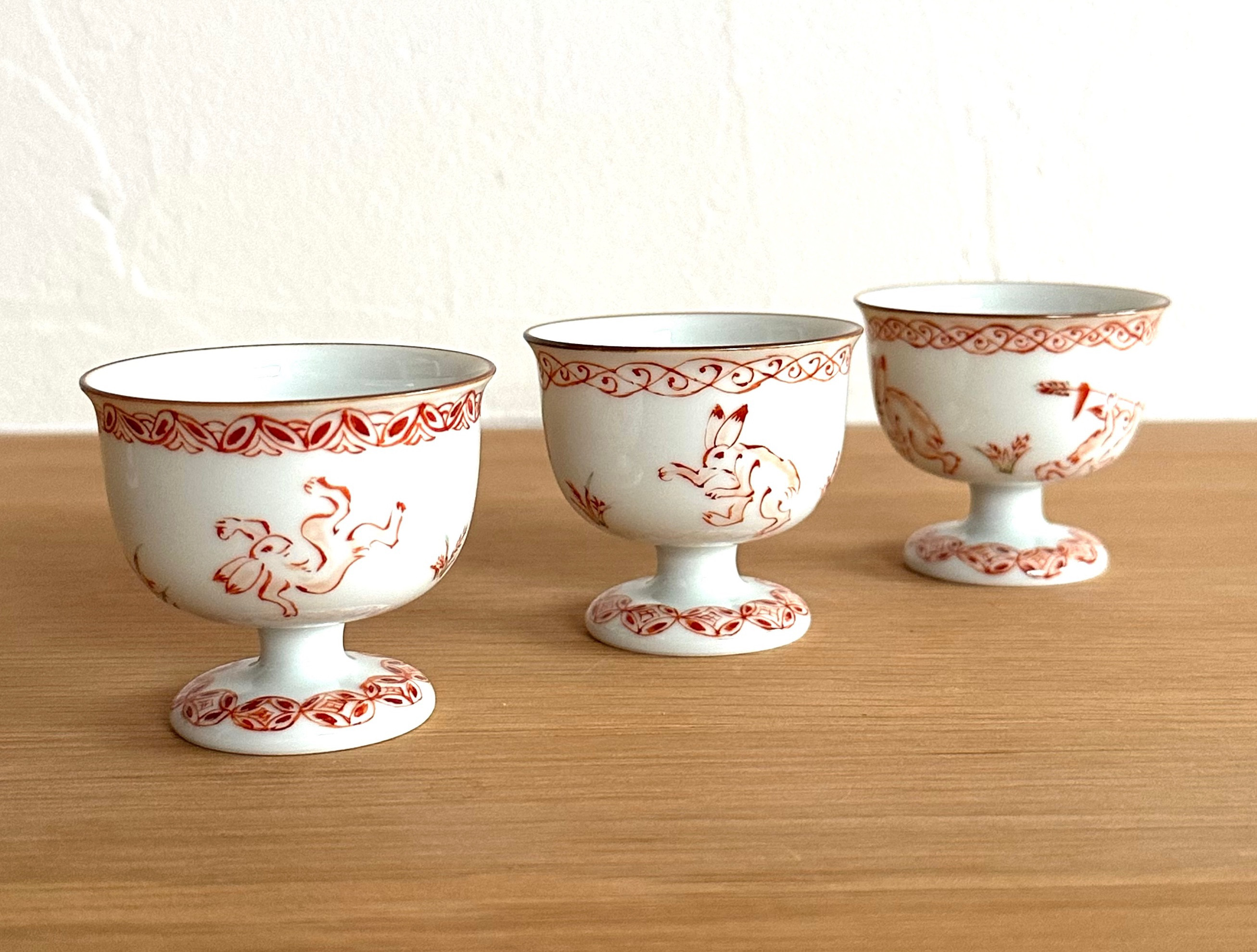 京焼・清水焼】京都 水野春陽窯 赤絵 鳥獣戯画 兎 ぐい呑み 盃