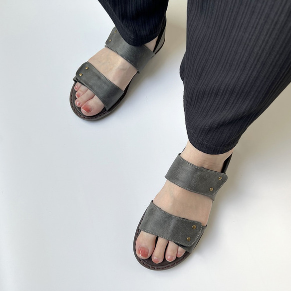 【全部で5色】かかと付き　テープで足にフィット♪　カシメが可愛いバックバンドサンダル　6821 8枚目の画像
