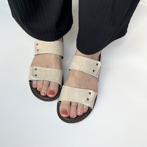 【全部で5色】かかと付き　テープで足にフィット♪　カシメが可愛いバックバンドサンダル　6821 3枚目の画像