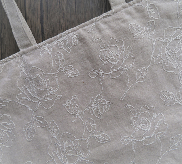 YUWA 薔薇の刺繍 コットンリネンのトートバッグ 6枚目の画像