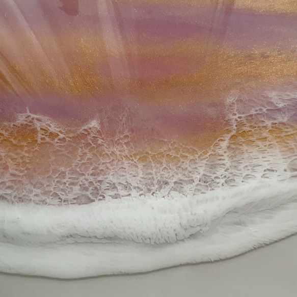 Miho.K ”2023 008” （原画：180×180×23ミリ）ヒーリングレジンアート作品　夕暮れの海 5枚目の画像