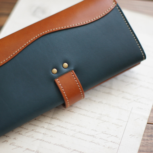 ハンドメイド】ヌメ革の栗色長財布差し込み錠タイプ