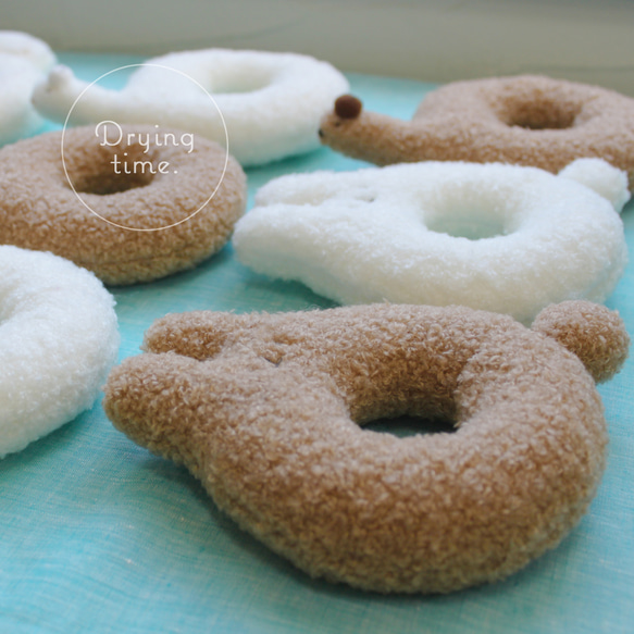 兔子甜甜圈杯墊 第5張的照片