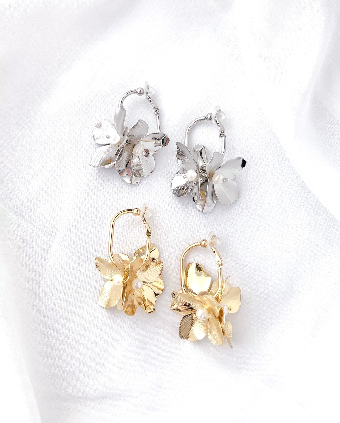 フラワーモチーフ ゴールドフープピアス InRed掲載chill jewelry InRed掲載chill フラワーモチーフ jewelry ゴールドフープピアス