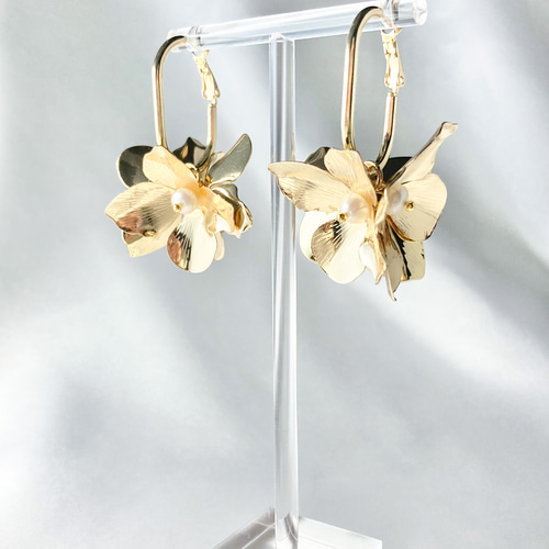 ビックフラワー フープピアス/イヤリング ゴールド/シルバー ピアス