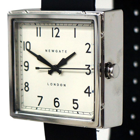置時計型腕時計　BK 3枚目の画像