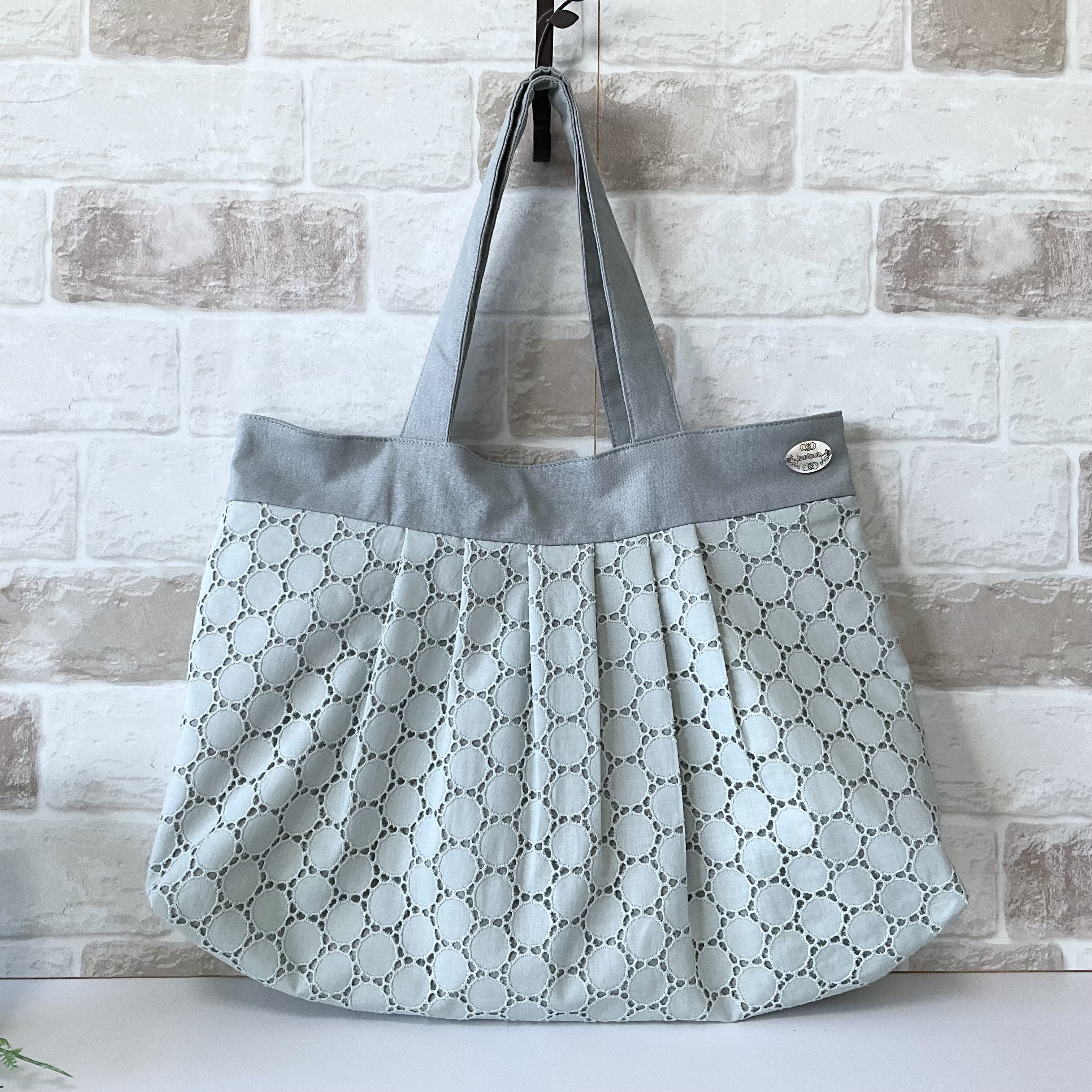 【Lサイズ】サークル柄レース 綿麻グラニーバッグ　スモークミント ＜A4サイズ入ります＞