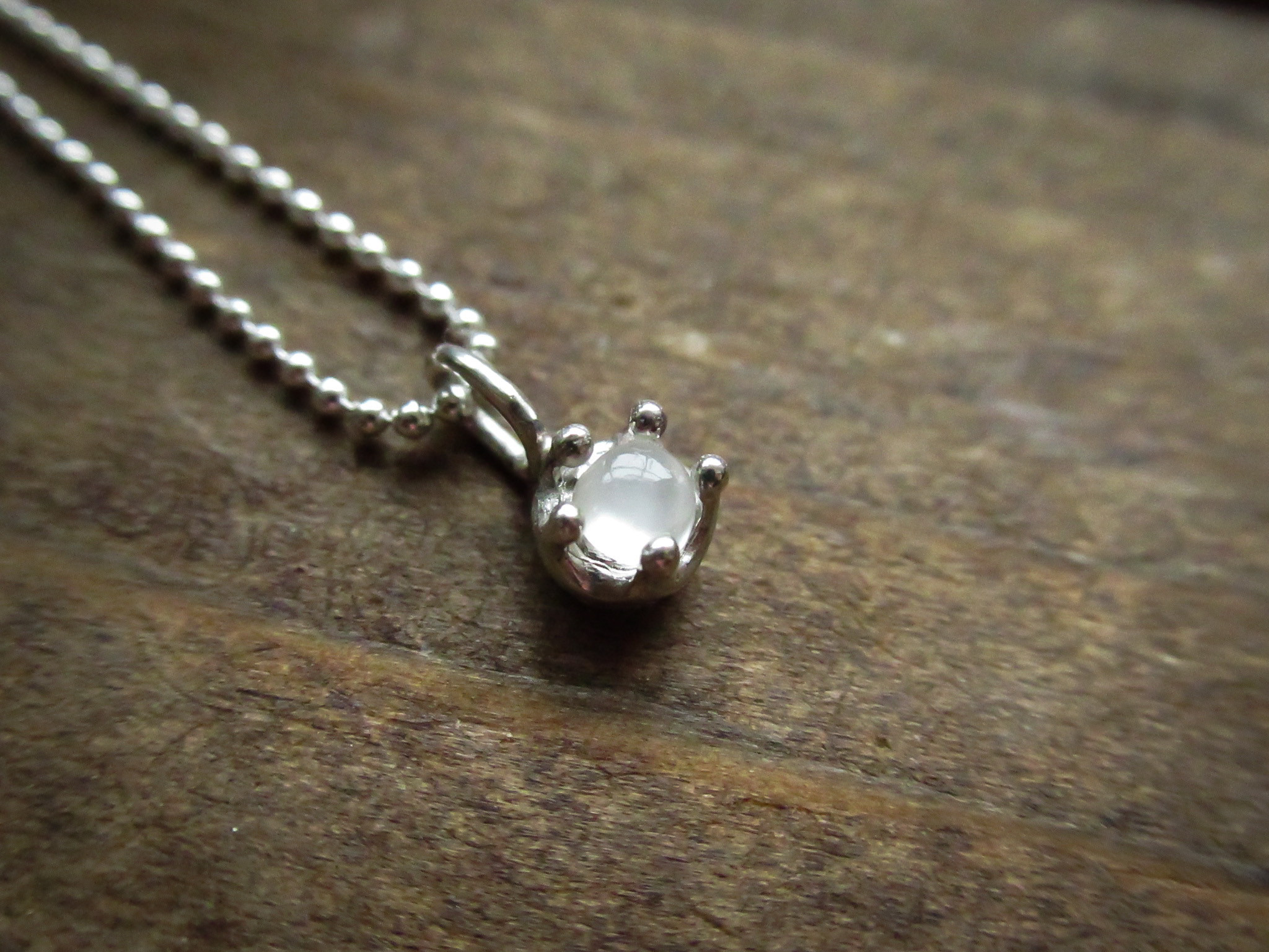 【再再販】Seeds of change Necklace -ムーンストーン-