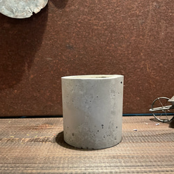 花瓶　カップ　ペン立て　セメント　モルタル　コンクリート 2枚目の画像