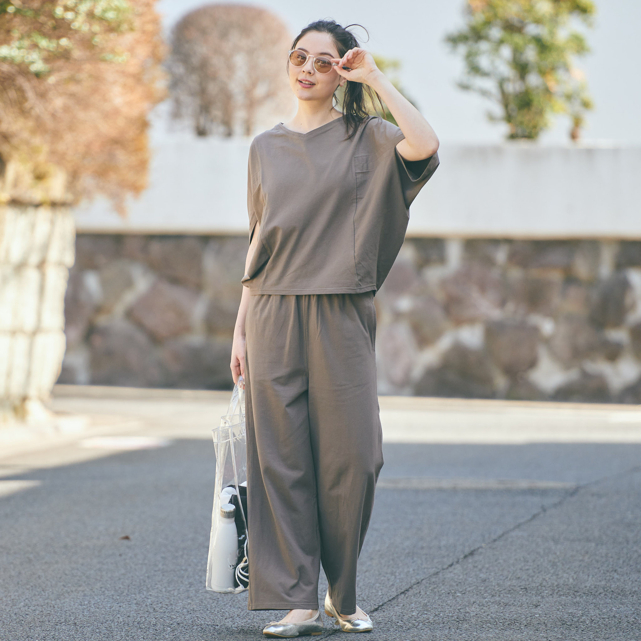 ﾓﾘﾉｶﾞｯｺｳ 心からリラックス出来るドルマンTシャツ&パンツ上下セットアップ【チャコール】｜mg-se29-ch