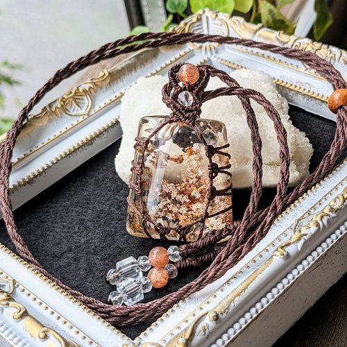 ☆大きめ☆ガーデンクォーツ・庭水晶☆マクラメ編みネックレス  