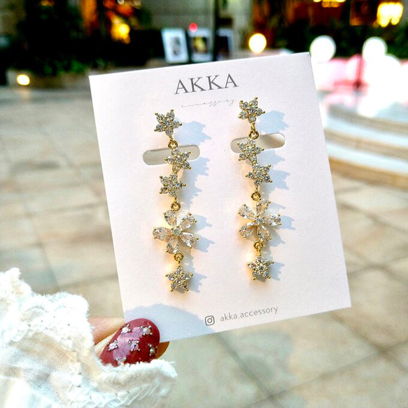 14kgp◆Random flower bijou earrings ランダムフラワービジューイヤリング　樹脂イヤリング 10枚目の画像