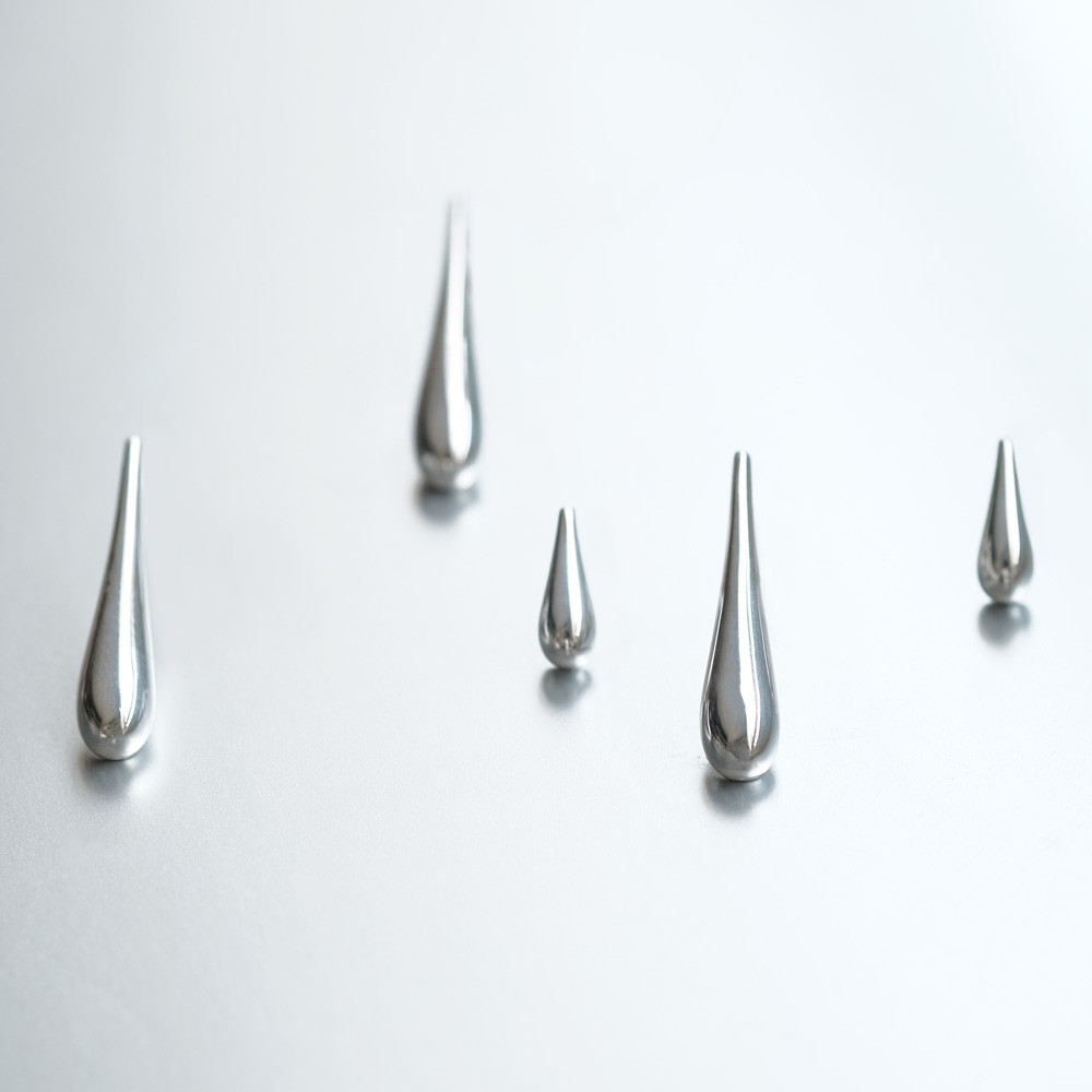 立体 雨粒 しずく ピアス シルバー925