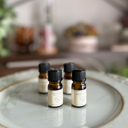 ボタニカルなアロマワックスサシェ【サークル型】エッセンシャルオイル