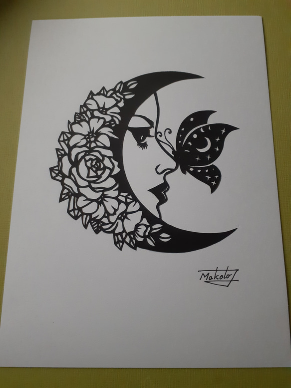 切り絵アート　花月と蝶と美女 3枚目の画像