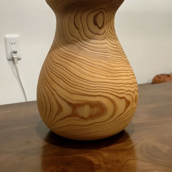 杉の丸太花瓶 7枚目の画像