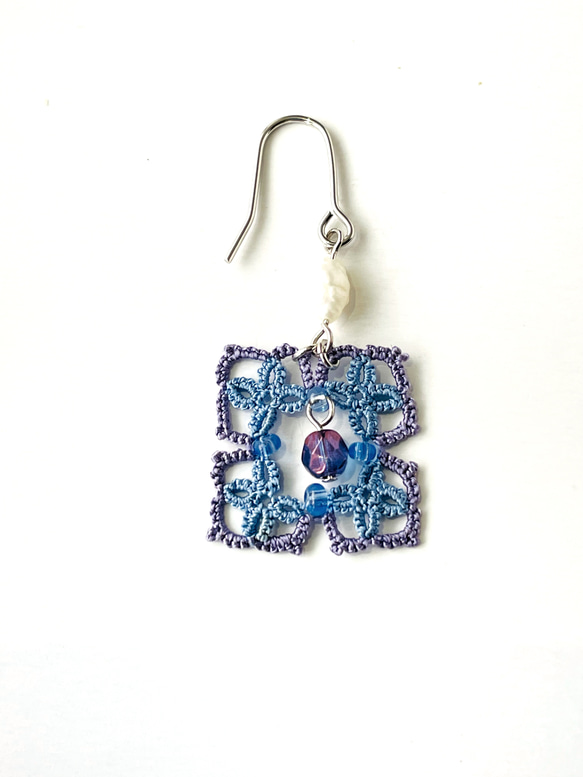 [青紫]紫陽花のタティングレースピアス(イヤリング変更可) アジサイ シルク糸で編んだ軽いレース編みアクセサリー 7枚目の画像