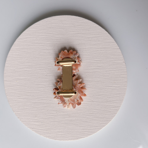 二連花の帯留め ポリマークレイ beige 帯留め Luce 通販 16009536