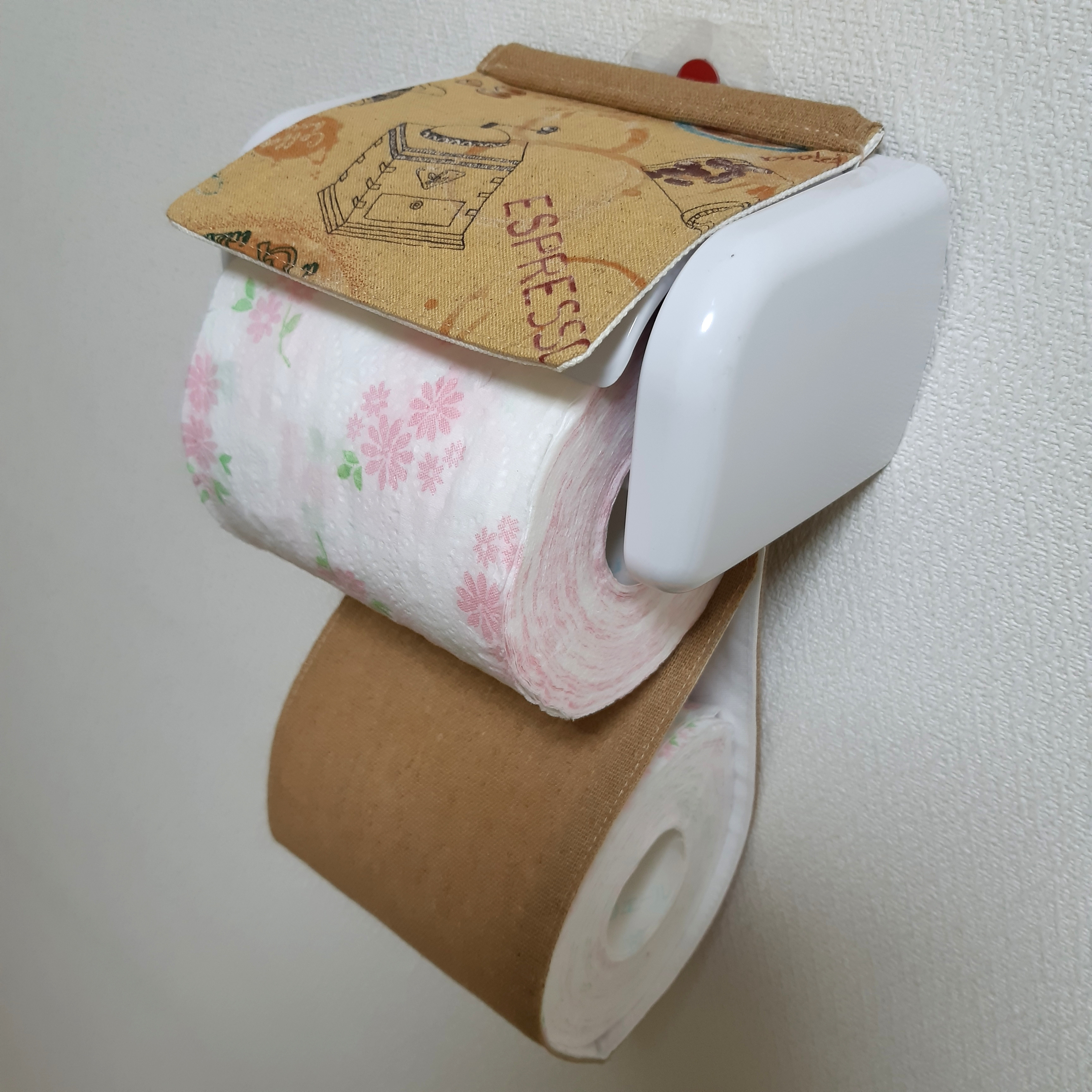 ❤️新品*未使用❤️サエラ❤️トイレペーパーホルダーカバー トイレペーパーホルダーカバー - インテリアの通販ならセシール
