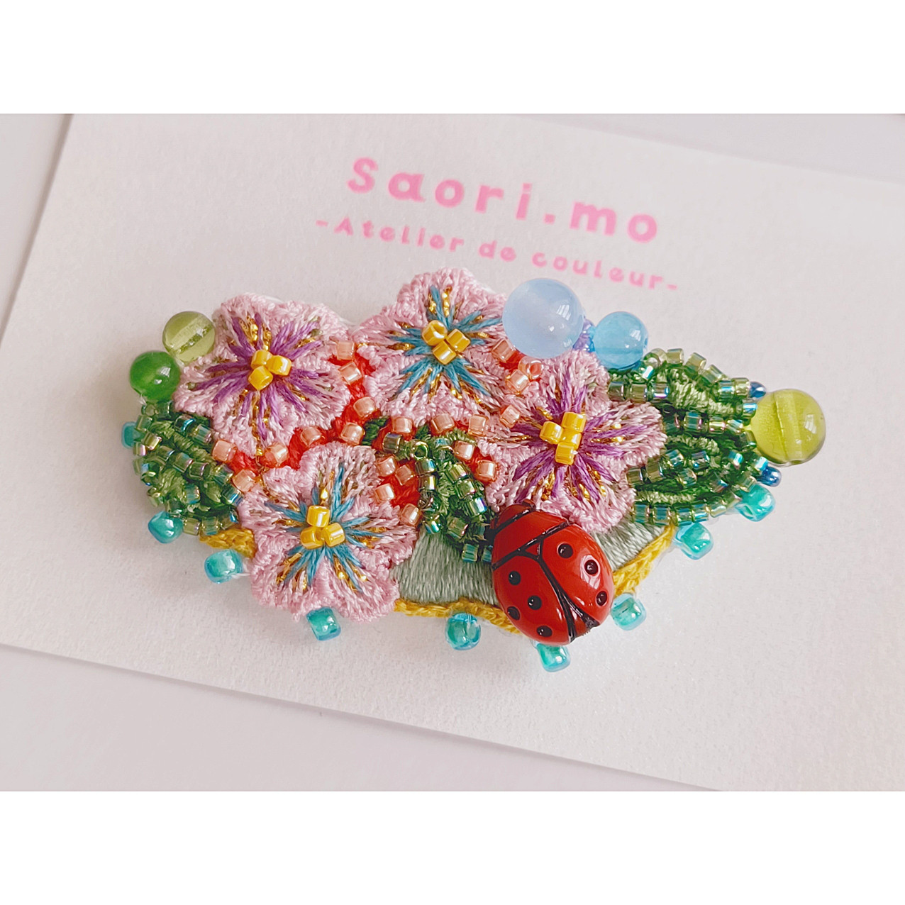Morning in the garden ビーズ刺繍の絵です 【公式通販】
