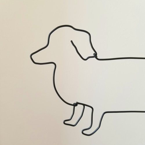 ダックスフンド のさんぽ 】 ワイヤーアート 壁飾り 飾り 犬 ダックスフンド のさんぽ 】 ワイヤーアート 壁飾り 飾り 犬