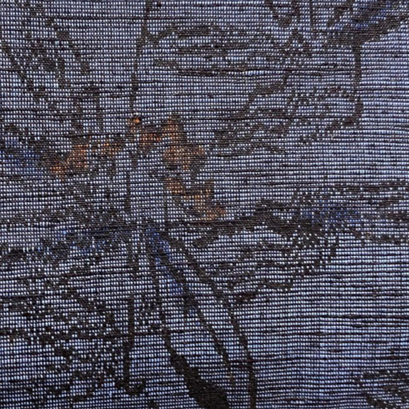 結城紬お召草花藍色と焦茶の紬でお作りしました大人の兵児帯・袋帯です．袋帯用軽い帯芯を使用しております． 7枚目の画像