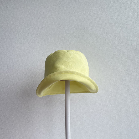 【受注製作】優しい黄色のクローシュハット たためる帽子 大人可愛い  リネン レモンイエロー バケハ 11枚目の画像