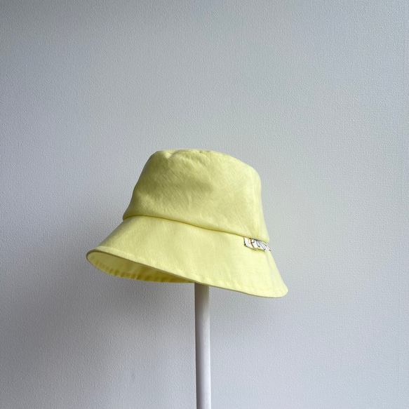 【受注製作】優しい黄色のクローシュハット たためる帽子 大人可愛い  リネン レモンイエロー バケハ 3枚目の画像
