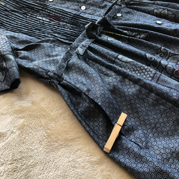 アンティーク大島紬のピンタックワンピース　シャツワンピース　割り込み絣　着物リメイク 5枚目の画像