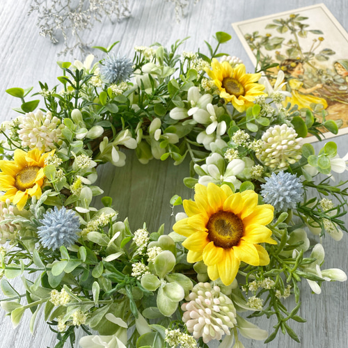 ミニひまわりと瑠璃玉アザミのリース*・゜ アートフラワー La