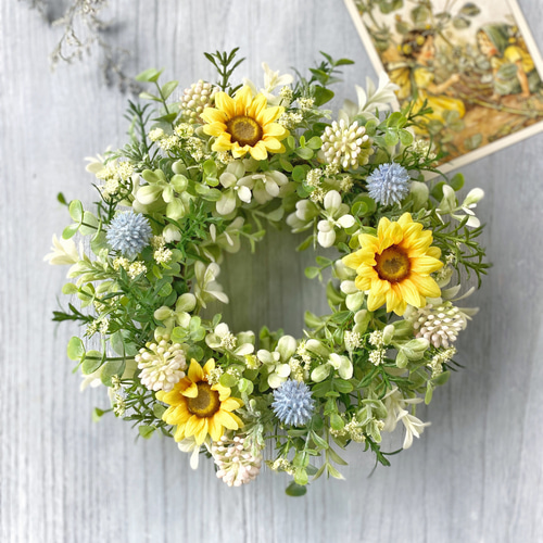 ミニひまわりと瑠璃玉アザミのリース*・゜ アートフラワー La