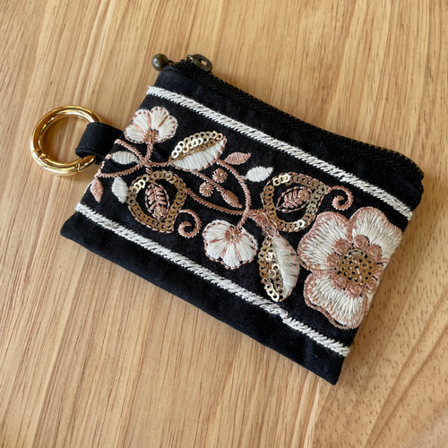 確認用 インド刺繍　ミニポーチ　小物入れ　小銭入れ リング付 刺繍リボン ミニポーチ 小物入れ 小銭入れ ポーチ 【 Chipi