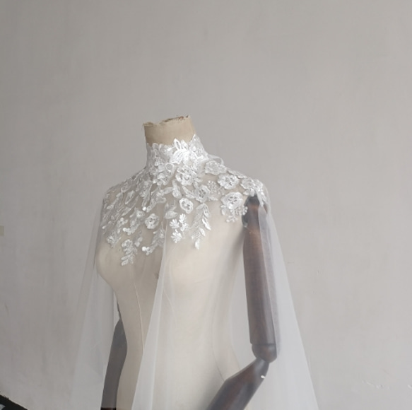 ウエディングドレスで肩を出さないドレスにアレンジ ボレロ 総レース ケープ ショール ブライダハイネック  ハンドメイド 2枚目の画像