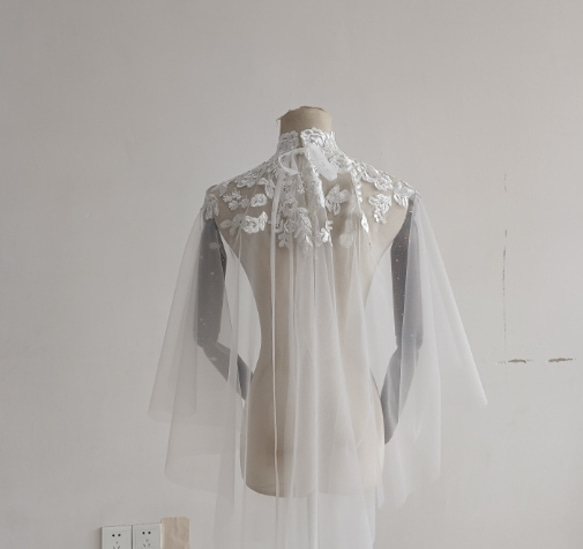 ウエディングドレスで肩を出さないドレスにアレンジ ボレロ 総レース ケープ ショール ブライダハイネック  ハンドメイド 4枚目の画像