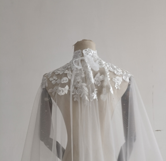 ウエディングドレスで肩を出さないドレスにアレンジ ボレロ 総レース ケープ ショール ブライダハイネック  ハンドメイド 3枚目の画像
