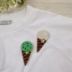 ビーズ刺繍ブローチ【アイスクリーム/バニラ】 6枚目の画像