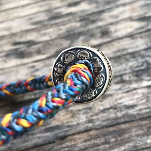 チベット風 ブレスレット 梵字 六字真言(回転式) マクラメ編