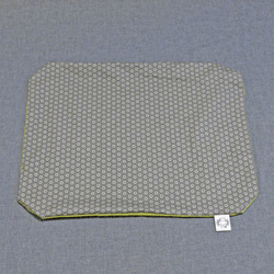 猫のためのマットのカバー布　ふわふわ用NO.1　Silver Drops-Ovel Elements　＜受注生産＞ 1枚目の画像