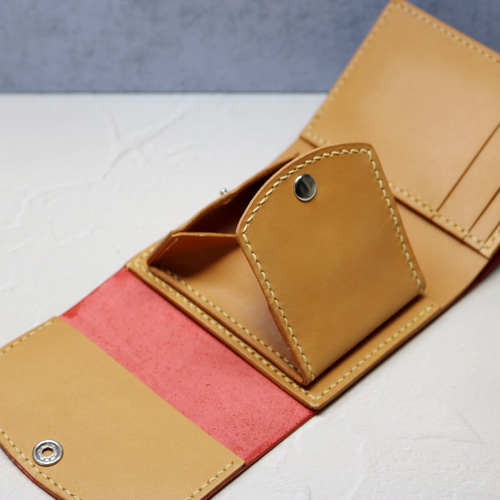 三つ折り革財布 ワインレッド 三つ折り財布 BEE3104 通販 16013303