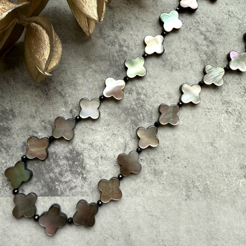 黒蝶貝 ローズゴールド クローバーネックレス　黒　ネックレス　クローバー　花 paf-nofnes01bk.jpg