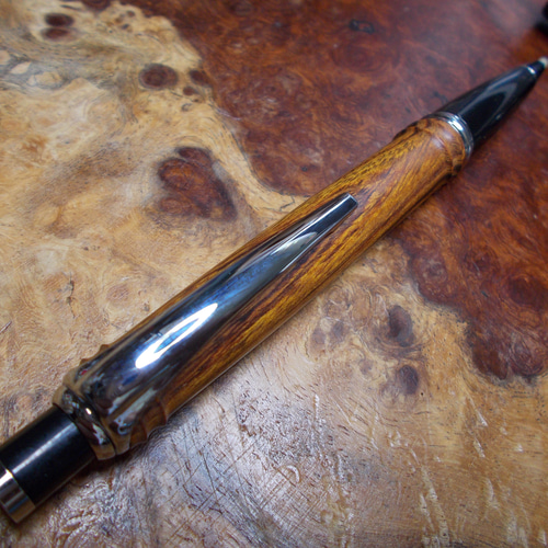 超希少古代埋もれ木！デザートアイアンウッドのボールペン！ パーカー