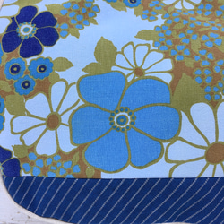 斜挎包 單肩包 藍色花朵和條紋 第2張的照片