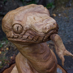 ベーレンパイソン　チェーンソーアート彫刻作品　蛇　木彫り 9枚目の画像
